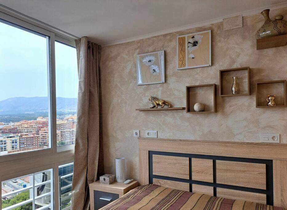 Cozy Studio With Sea View Lägenhet Benidorm Exteriör bild